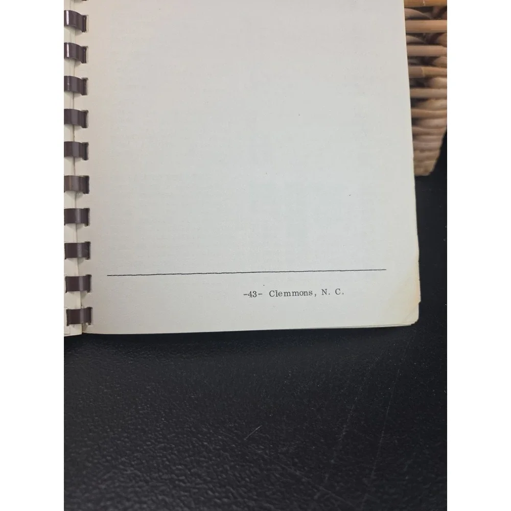 Clemmons‎ United Methodist Church Cookbook Vintage Clemmons, North Carolina